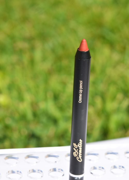 03 lip liner